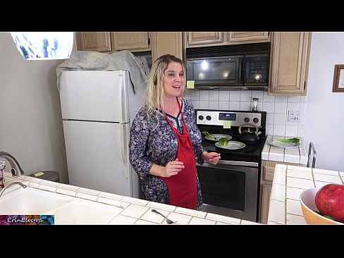 ❤️ Stepmom milking him in the kitchen before his date. Sex at en-gb.marketapp.top ❌❤